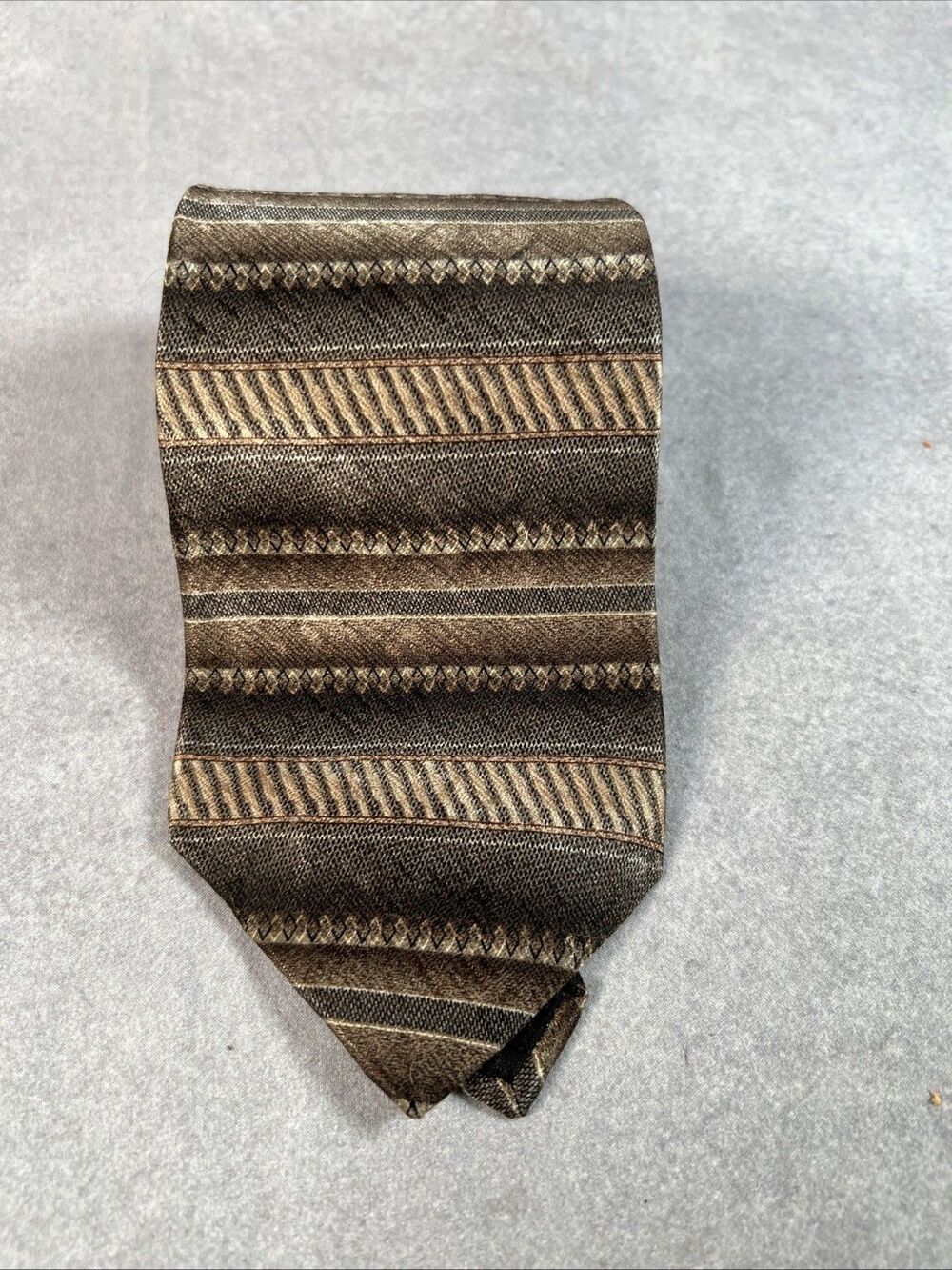 Croft & Barrow Horizontal Brown Striped Tie